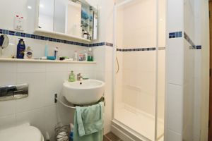 WATERSIDE MARINA- click for photo gallery